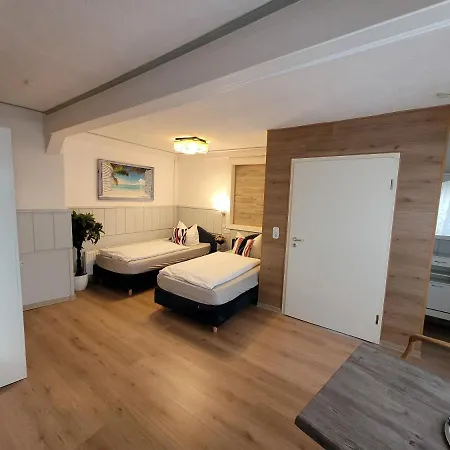 Moinmoin Hotel 3*