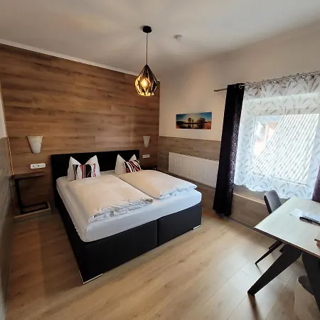 Moinmoin Hotel 3*